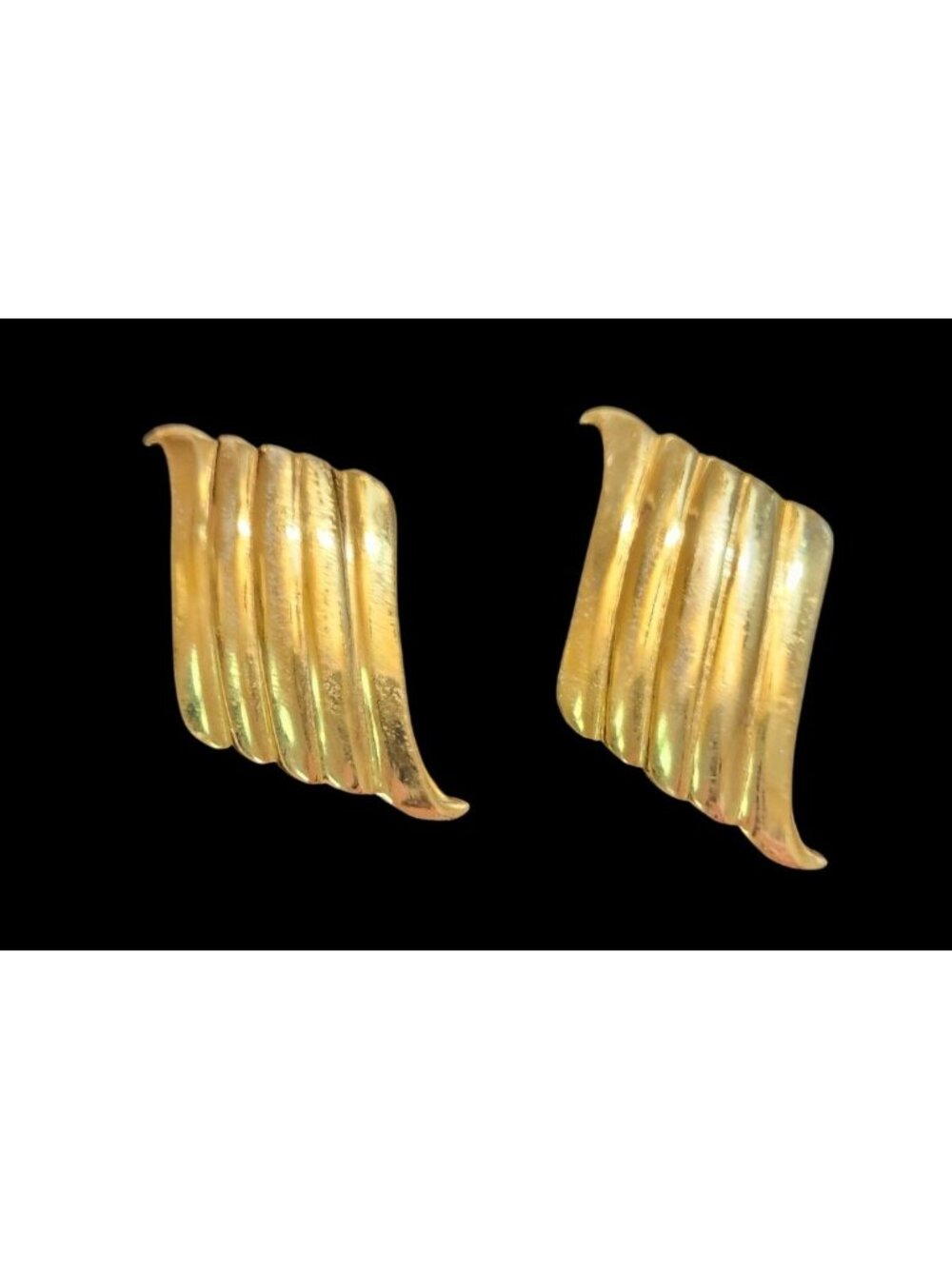 Robin Kahn 1980s Chunky Gold Tone Clip-On Earrings